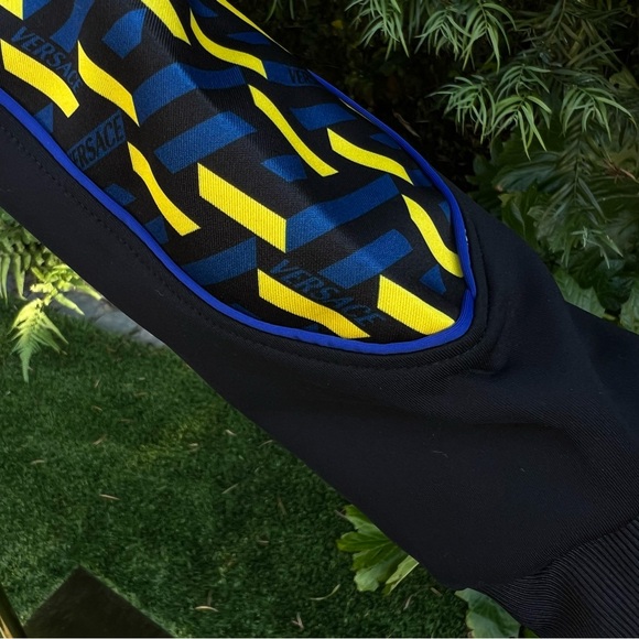 NWT VERSACE Greca Logo Track Jacket - Picture 8 of 11